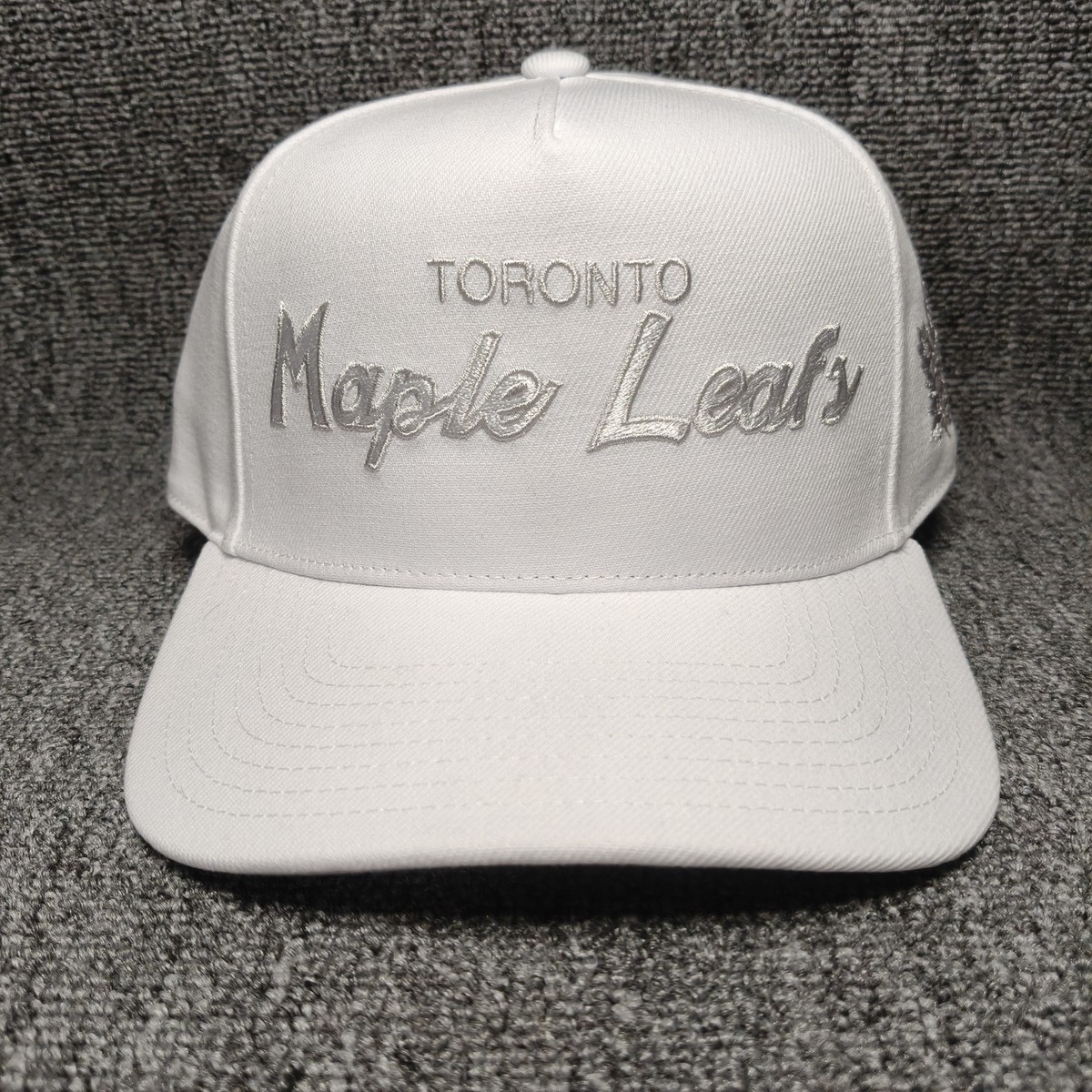 Mitchell & Ness Toronto Maple Leafs NHL White Script Logo Cap Hat