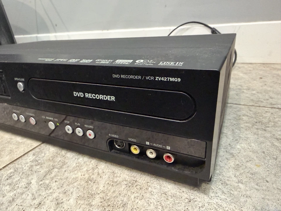 Magnavox ZV427MG9 A VHS VCR DVD Recorder Combo Dubbing HDMI NO REMOTE- Tested - Image 2 of 4