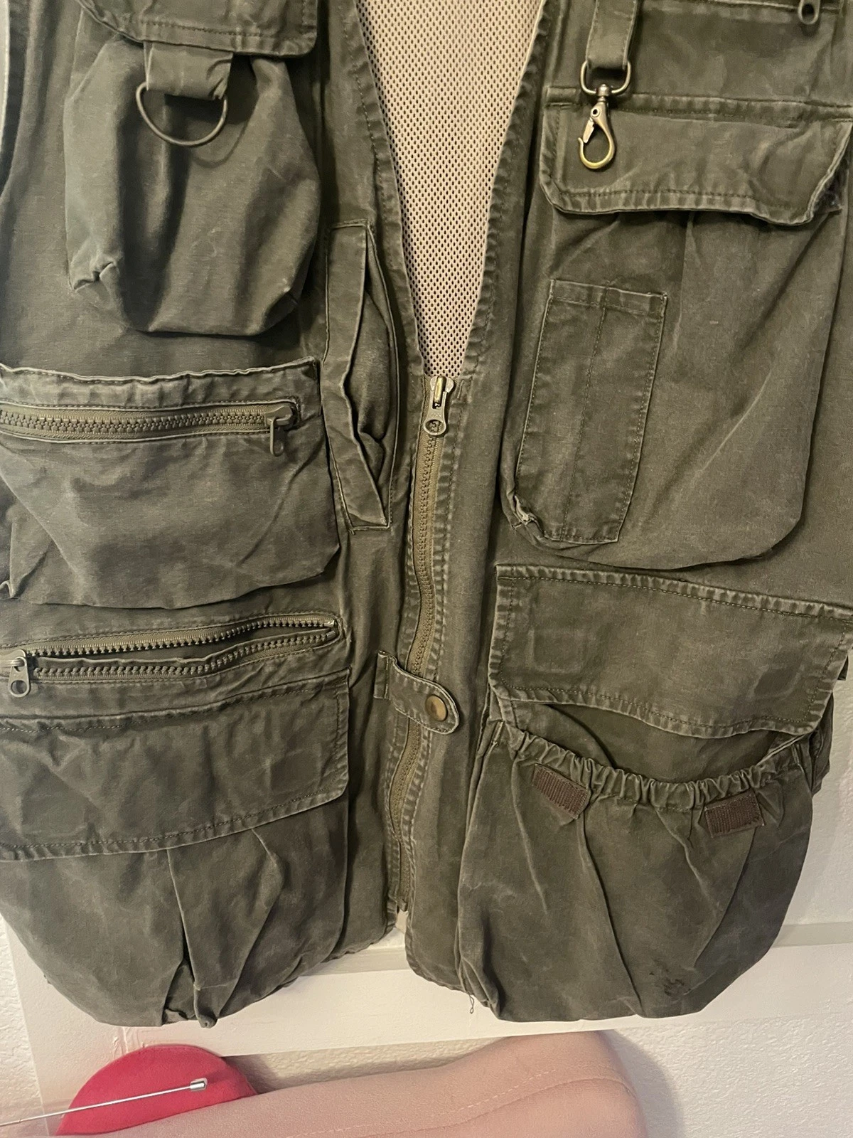 Woolrich Mens Size med Fishermans Vest military green Cotton Mesh Lined Pockets