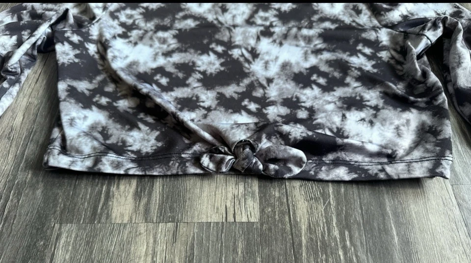 Paquete de trajes de baño para niñas talla L Camisa de natación clase artística para niños|Pantalones cortos de natación negros Foto 3 de 4