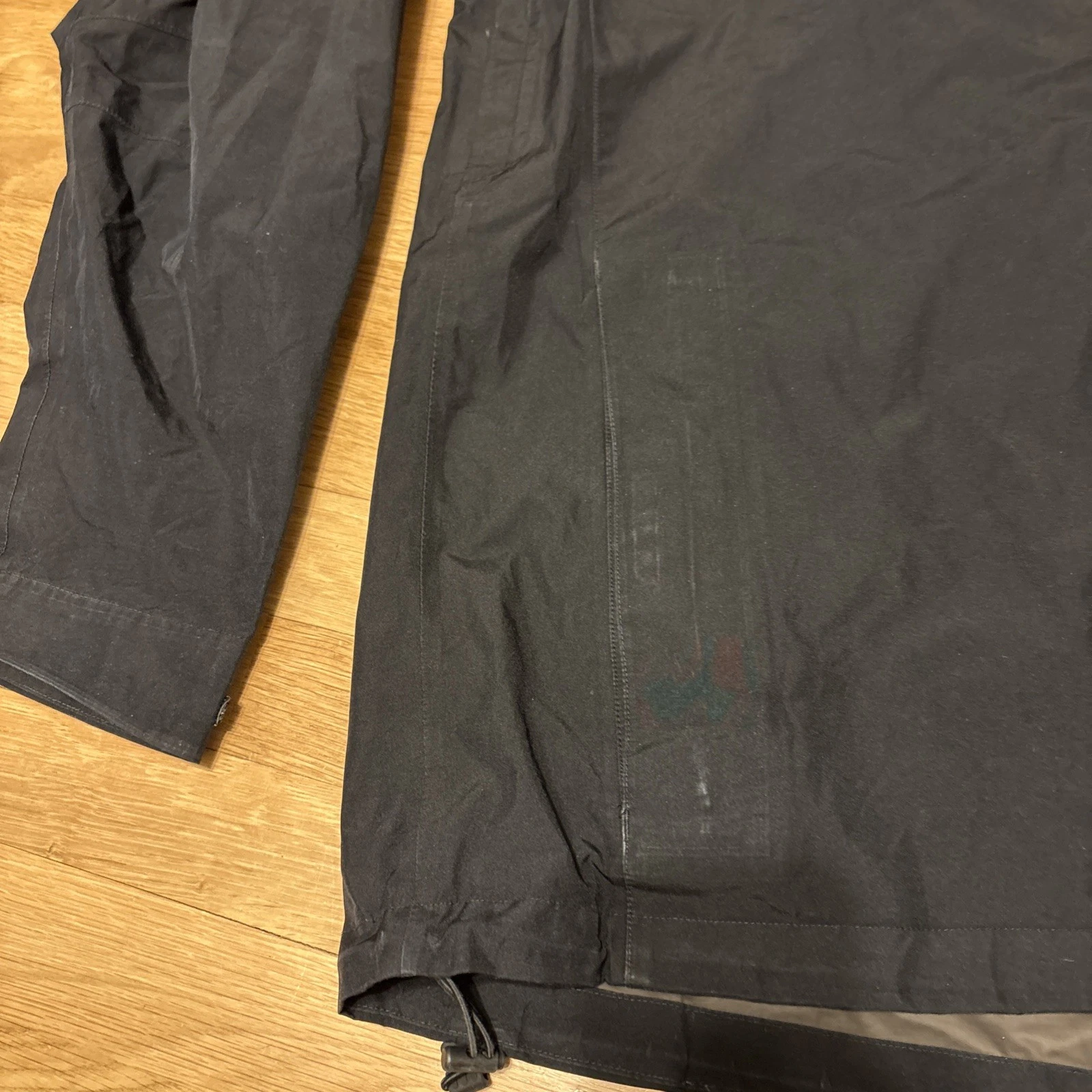 Marmot Minimalist Gore-Tex Rain Jacket Men’s Size XXL- Black Hooded 2XL Used - product detail image 4