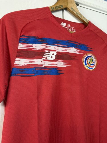 Neu mit Etikett Costa Rica 2021-2022 Original Fußball Trikot Set Größe Medium Rot Blau Neu - Bild 5 von 15