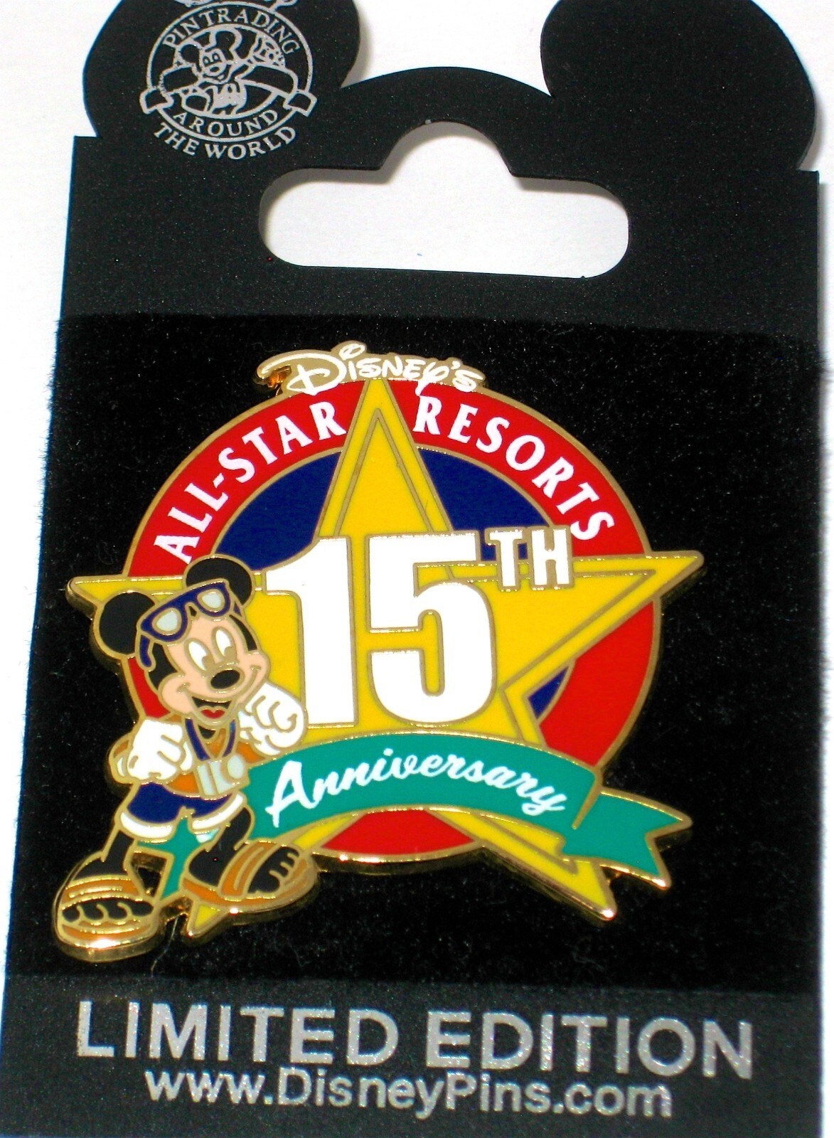LE 500 Disney Pin Mickey All-Star Resorts 15th Anniversary Sunglasses Lanyard LE