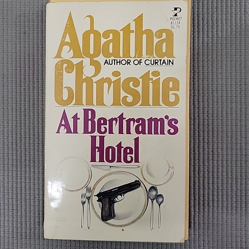 Agatha Christie Lot of 13 mystery novels 7 paperback 2 HC 1 has 5 books - Picture 6 of 10
