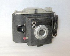 Vintage ANSCO Flash Clipper Camera with original leather case.