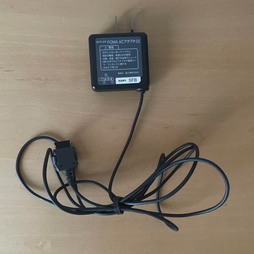 NTT docomo FOMA AC Adapter 02 Charger AC100V Tested - 第 1/4 張圖片