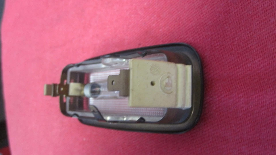 Nuevo de Lote Antiguo Porsche 356 B-SC 911 930 HELLA Luz Interior Carcasa Negra NUEVO 901-63210128 Foto 4 de 4