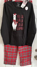 NWT North Pole Trading Co Women  s MT Sleep Pajamas Set Red Plaid Fa La La Llama