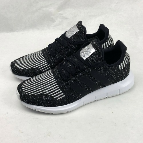 Adidas Swift Run Shoes - Women's - Core Black / Cloud White - 6