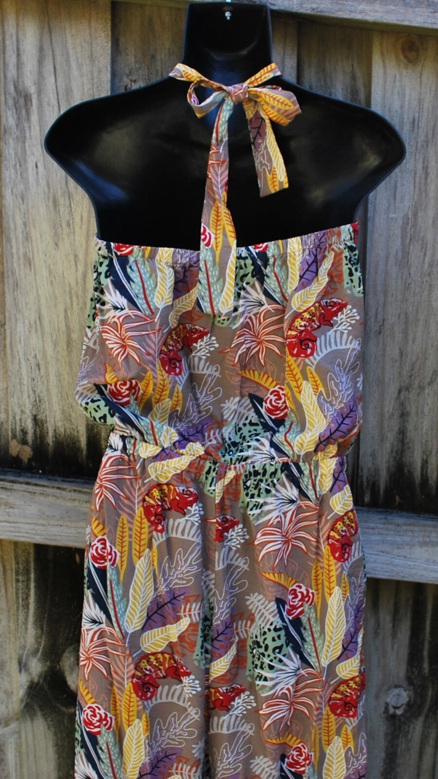 Easel Los Angeles Boutique Romper, Jumper, Jumpsuit Halter Neck size