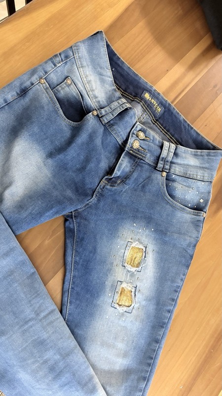 PAYOTA Women’s Juniors Blue Light Wash Distressed Skinny Stretch Jeans