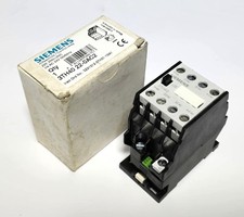 Siemens 3TH40 22-0AC2 (2) N/O & (2) N/C 24V Coil Relay Contactor - New