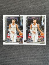 Victor Wembanyama 2025-26 Topps Flagship Spurs #195 Lot 2