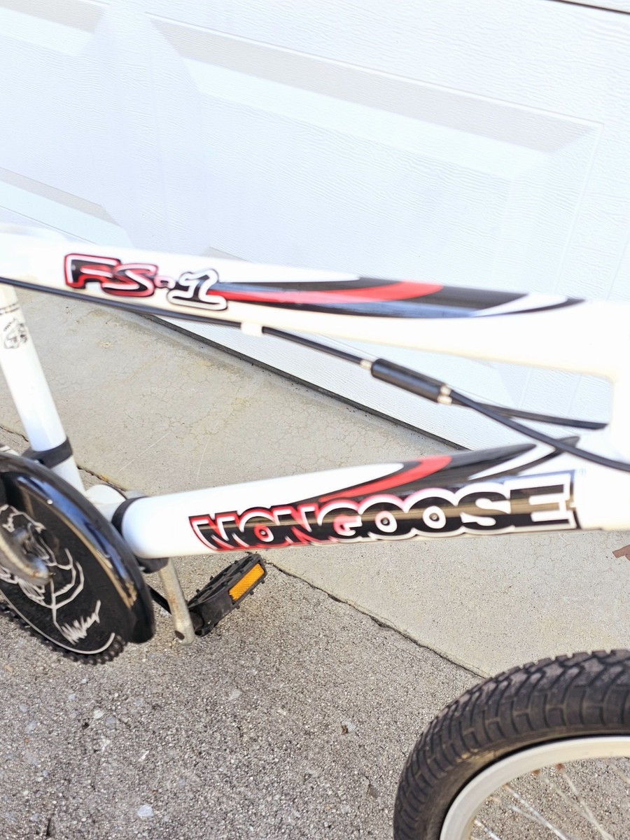 自転車本体 CONCRETE AND SMOG OLD BMX FREESTYLE SKYSHALO BMX