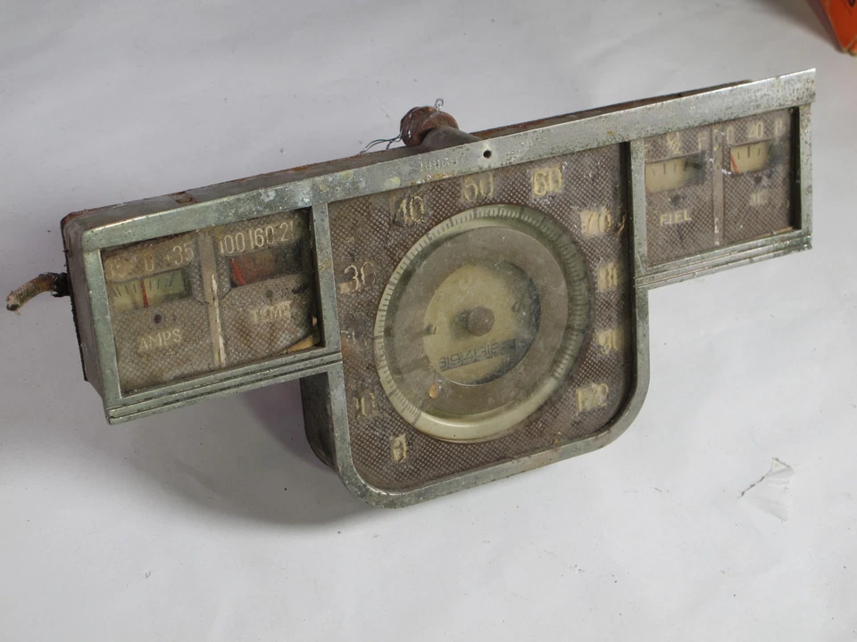 40 Plymouth OEM Speedometer - Image 4 of 4