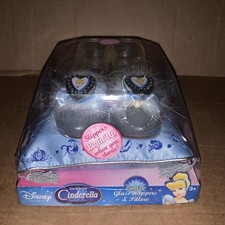2005 Disney Princess Cinderella Light Up Glass Slippers Pillow New