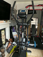 NordicTrack E 11.0 Elliptical Cross Trainer 24 Programmes LCD HR Black/Grey