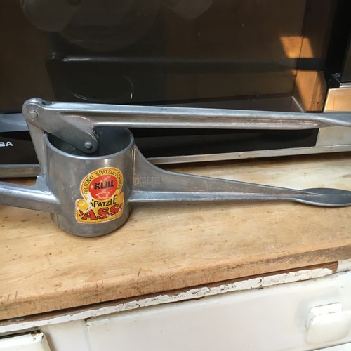 Kull Original Vintage Spatzle Schwob Maker Aluminium Presse Kartoffelpresse Germany - Bild 1 von 8