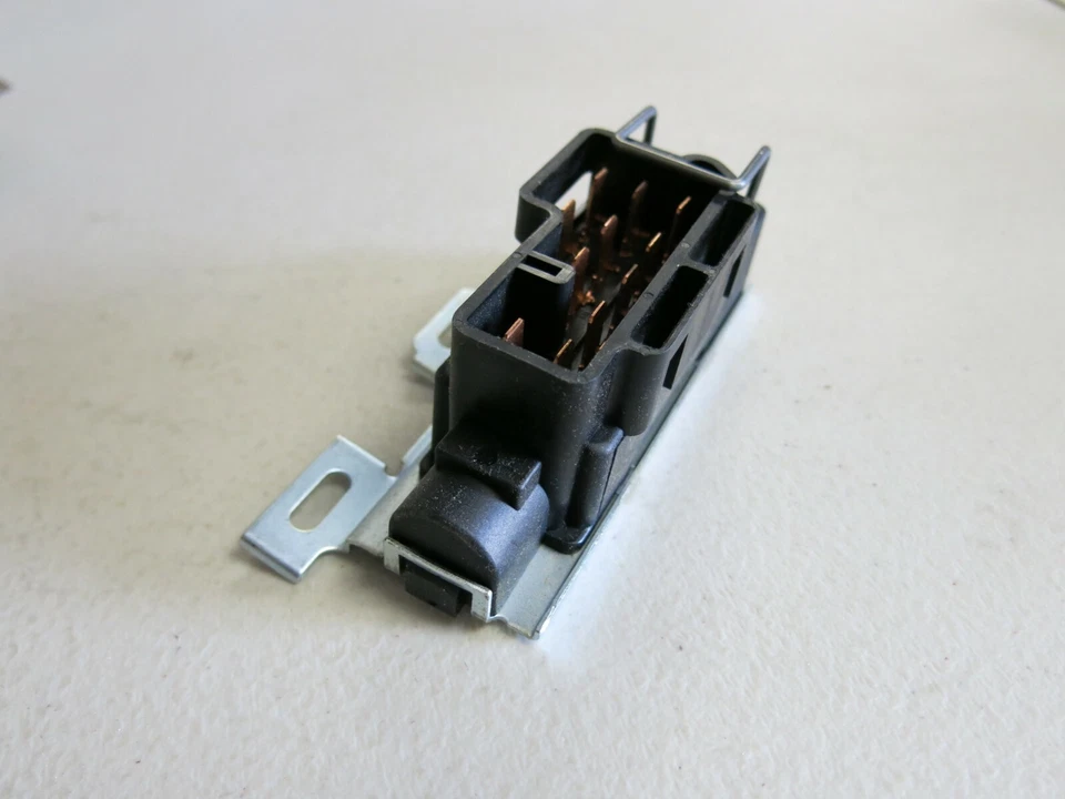  Ignition Starter Switch Airtex 1S6160 (Chrysler/Dodge/Plymouth 1983-90) - Image 2 of 3