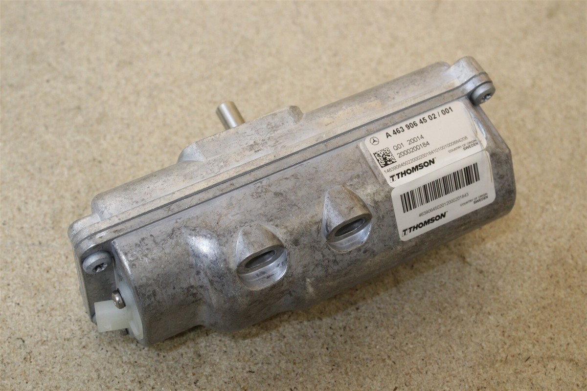 A4639064502 Differential Actuator New genuine Mercedes-Benz part 