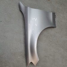 Orig. Mercedes C Klasse W205 Kotflügel Vorne Links silber A2058810101 Orig. Mercedes C Klasse W205 Kotflügel Vorne Links silber A2058810101