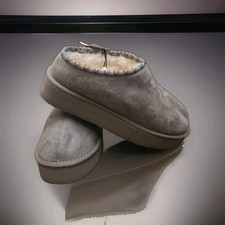BearPaw Women's Hazel Platform Clog Slippers with Faux Fur Size 9 NEW