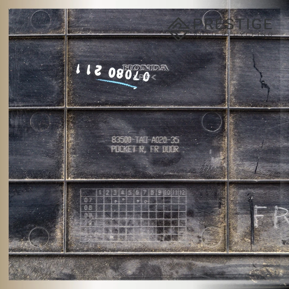 2008-2010 HONDA ACCORD Door Trim Panel Cover Front Right 83502-TA0-A63ZD - Image 4 of 4