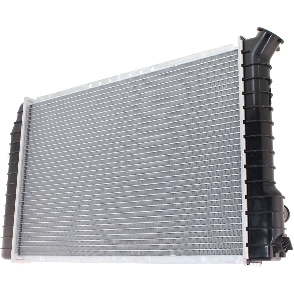 Radiator For 1982-1993 Chevrolet S10 - Image 3 of 4