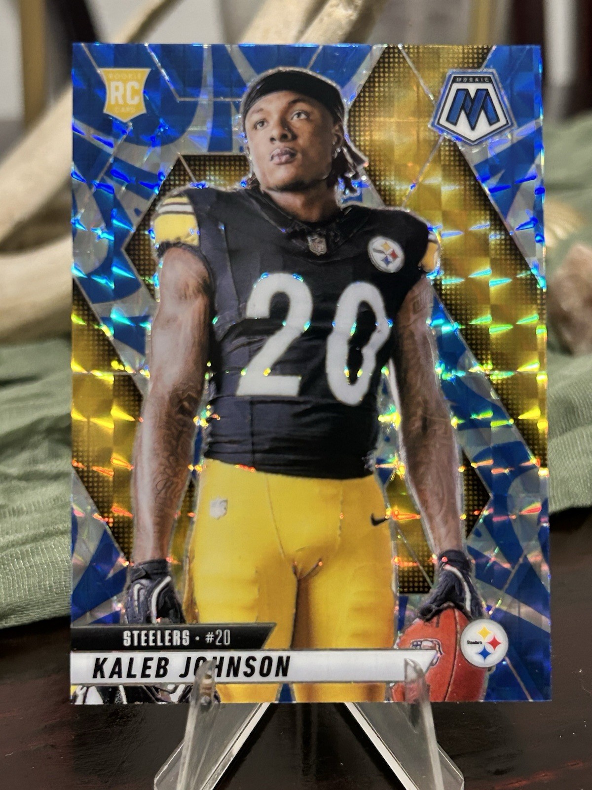 Kaleb Johnson 2025 Mosaic Rookie Variation Reactive Blue Prizm #289 Steelers RC