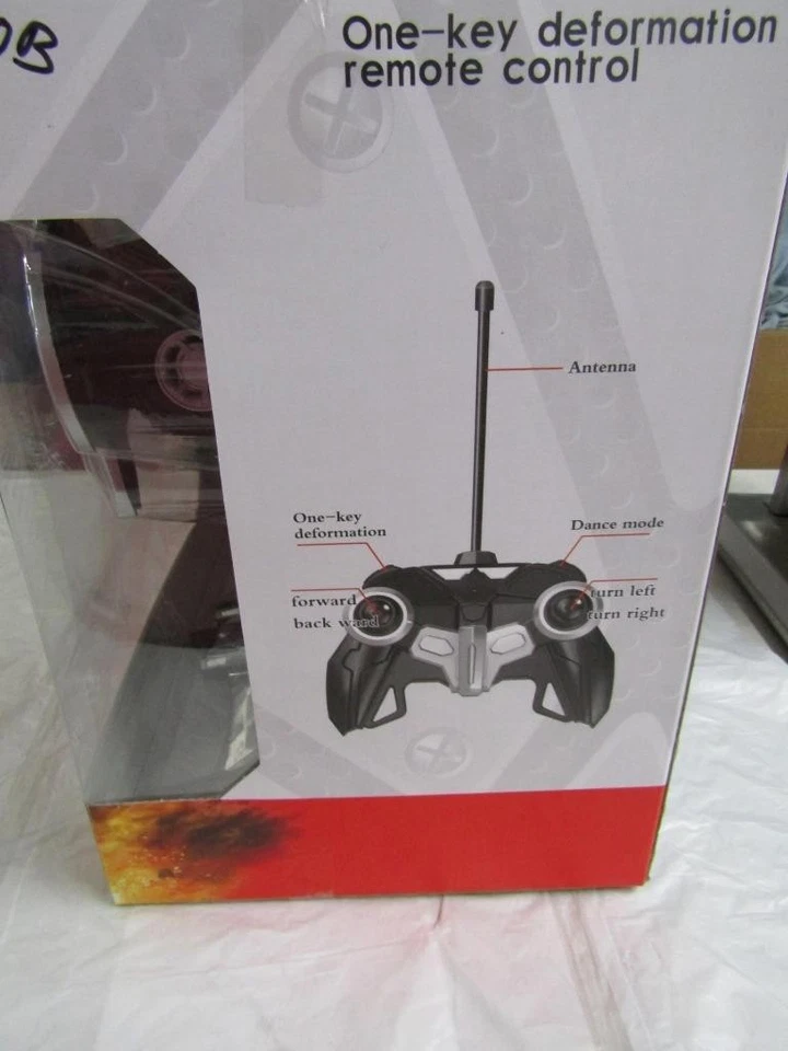 MZ REMOTE CONTROL TRANSFORMING AUTOBOT EXOTIC CAR ROBOT RACE CAR - Image 2 of 4