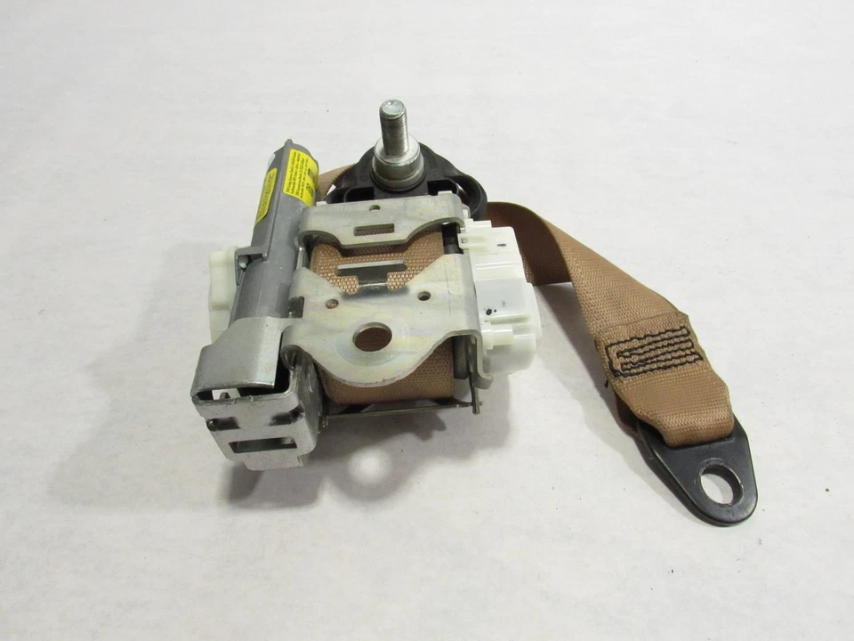 15-19 Ferrari 488 Spider 2017 retractor cinturón de seguridad pasajero delantero derecho;:Y Foto 4 de 4