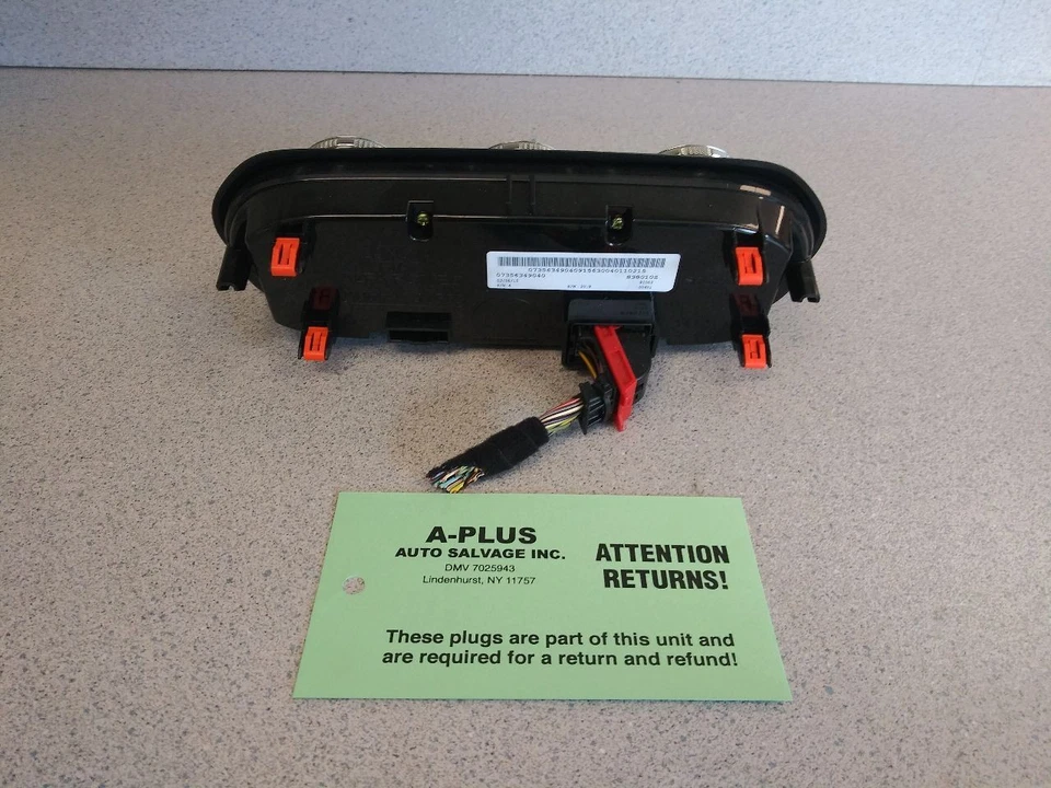 2015 Jeep Renegade OEM Temperature Control Panel Fits 15-16 - Image 3 of 4