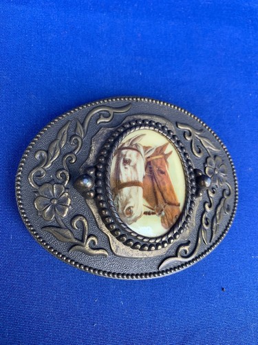 Vintage Brass Colored Western Cowboy BELT BUCKLE Double Horse Head Insert ❤️m13 - Picture 4 of 8