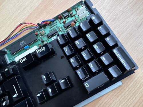 Clavier Mitsumi pour LED AMIGA 500/A500+ : ROUGE/VERT, Fonctionne.. #07 25 - Photo 5 sur 9