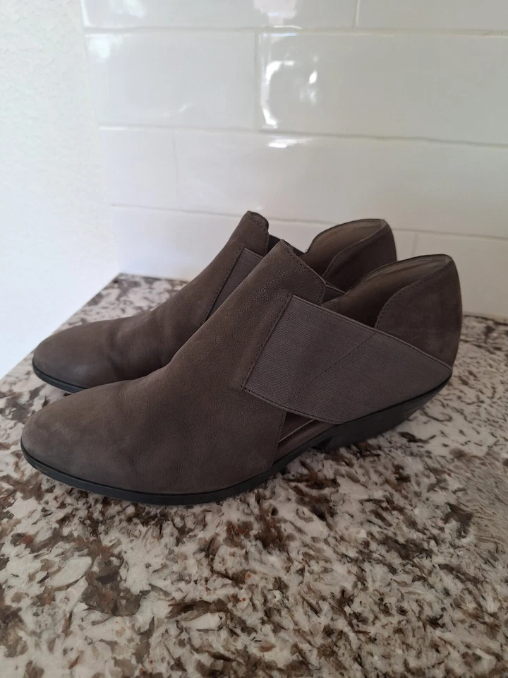 Eileen Fisher gray Ankle Boots size 9 - Image 4 of 4