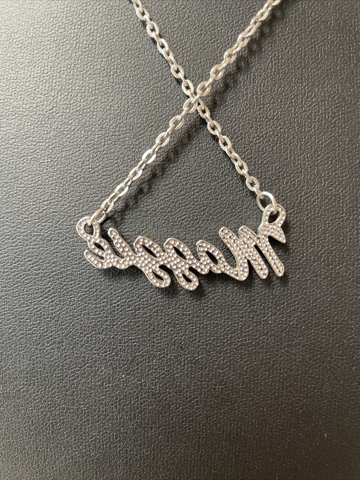 “Maggie” Margaret Script ID Name Necklace Vintage Gem