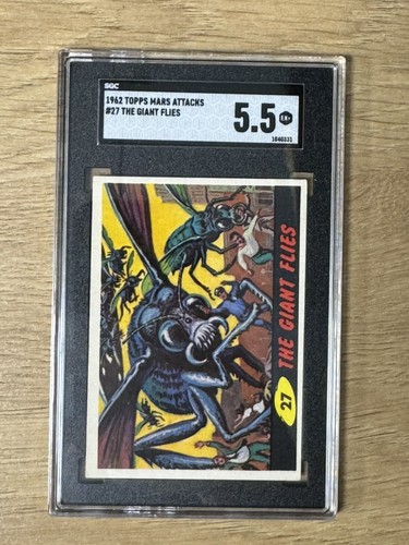 1962 Topps Mars Attacks #27 The Giant Flies — SGC 5.5