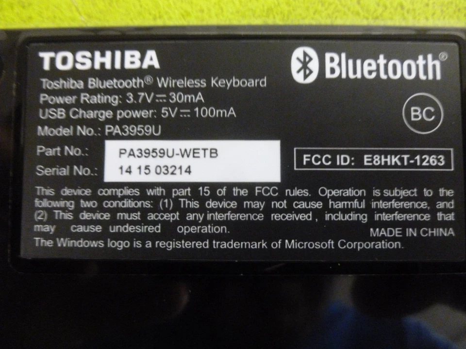 Toshiba Bluetooth Enabled, Slim Wireless Keyboard - Up to 33ft PA3959U-WETB - Image 3 of 3