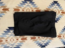 Under Armour Boys Size YM Golf Black Shorts