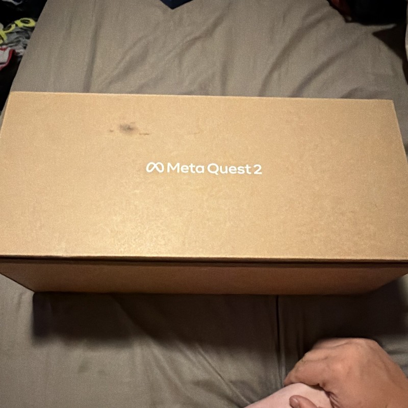Meta Meta Quest 2 Standalone VR Headset w/ Controllers, Charging Cable, Box