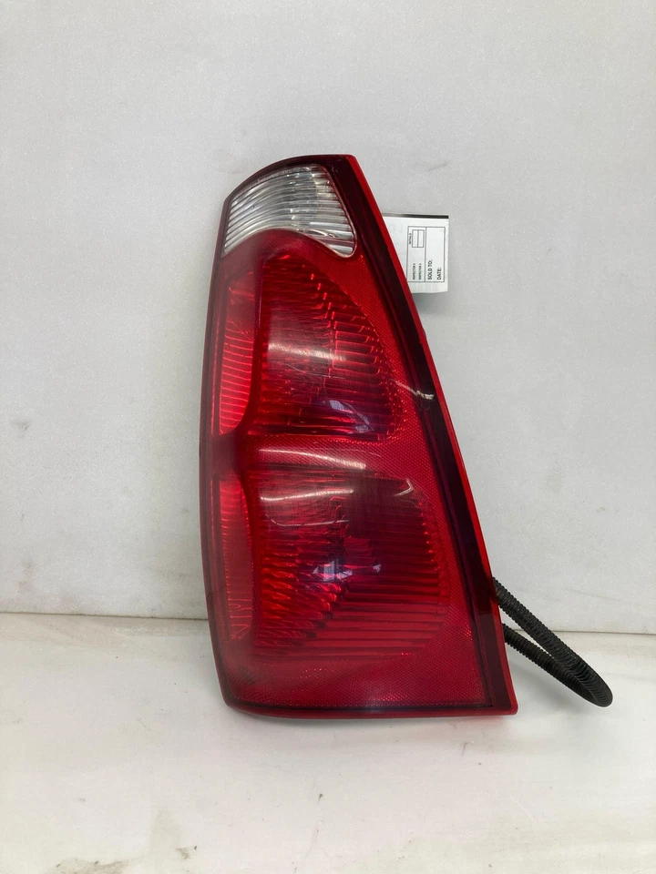 02 03 04 05 06 CHEVY AVALANCHE 1500 Tail Light Assembly Driver Side Left - Изображение 4 из 4