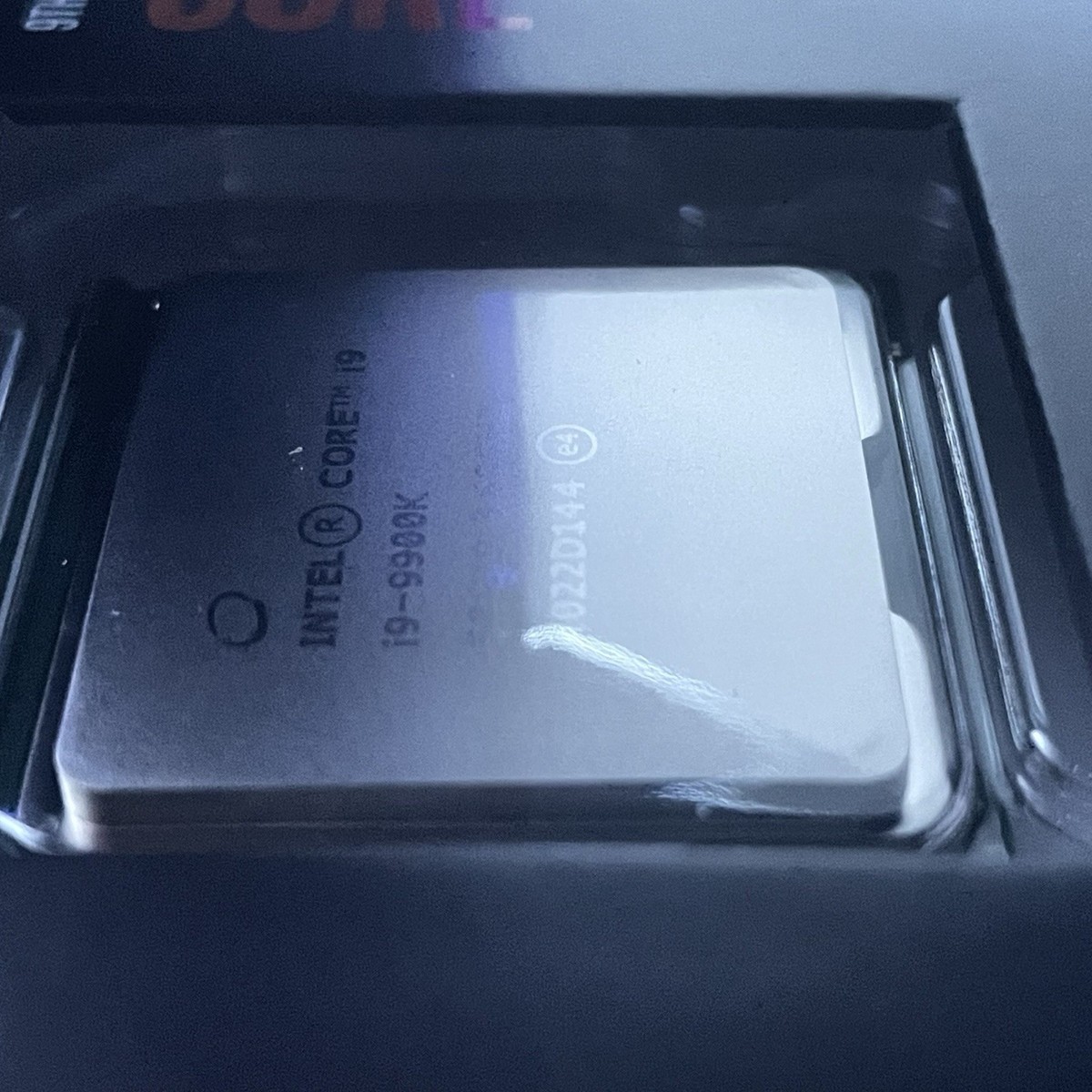 Intel Core i9-9900K Processor (3.60GHz, Octa-Core, LGA Intel Core i9-9900K Processor (3.60GHz, Octa-Core, LGA