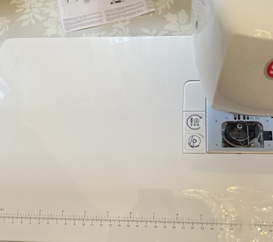 Singer Patchwork 7285Q Electronic Sewing and Quilting Machine