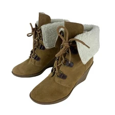 Coach and Four Sherpa Suede Leather Boots Women’s Size 8.5 Tan Brown Keystone II