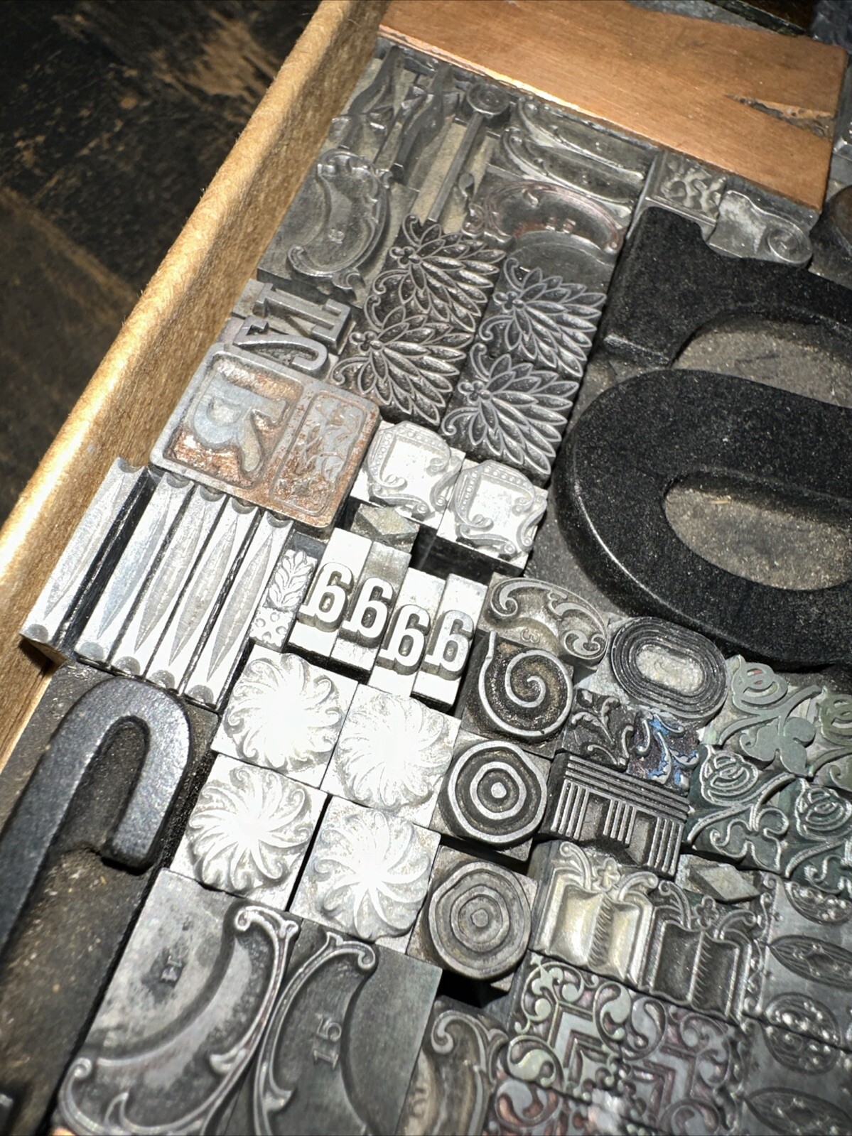 Picture 8 of 24