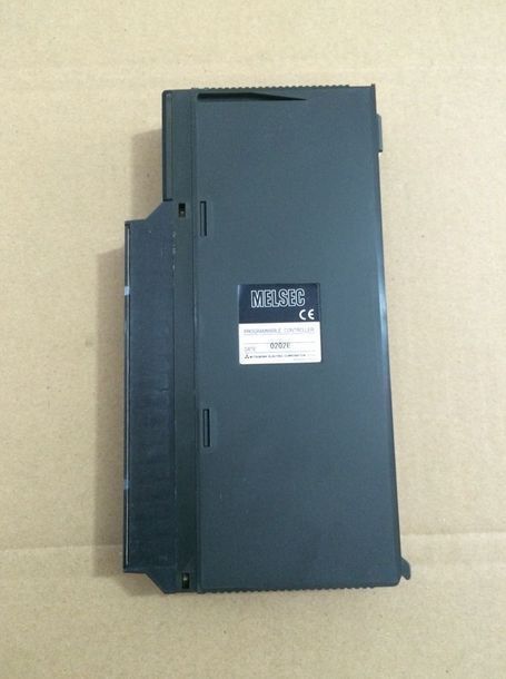 新品 MITSUBISHI 三菱 AX41 新品 MITSUBISHI 三菱シーケンサ AＸ41