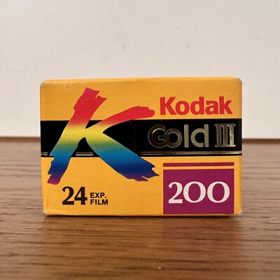 KODAK 200 Gold 35mm Photo Film Color Prints 24 Exposure New Sealed Expired 05/97