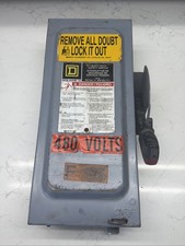 Square D 30 Amp Fusible Safety Disconnect Switch 600 VAC 3 Pole H361