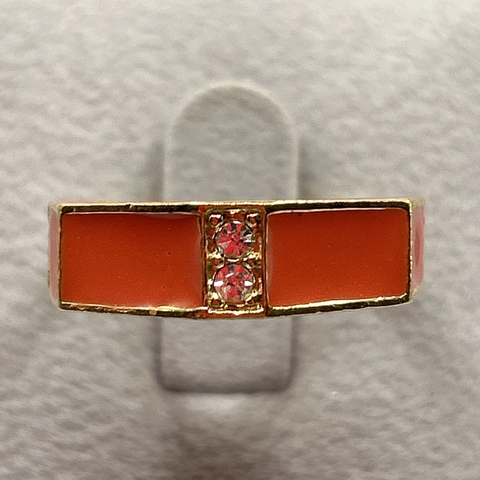 Bague vintage fantaisie Doré Orange Avec Strass Blanc . Taille 52