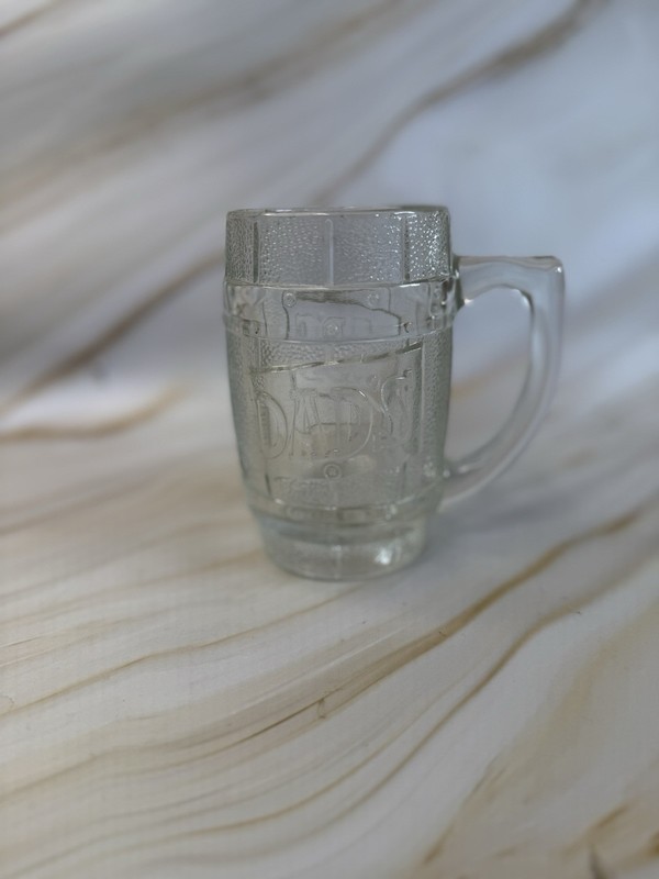 Dads Root Beer Barrel Mug Vintage Heavy Glass Mug Glass Handle 5 1/4" Tall EUC